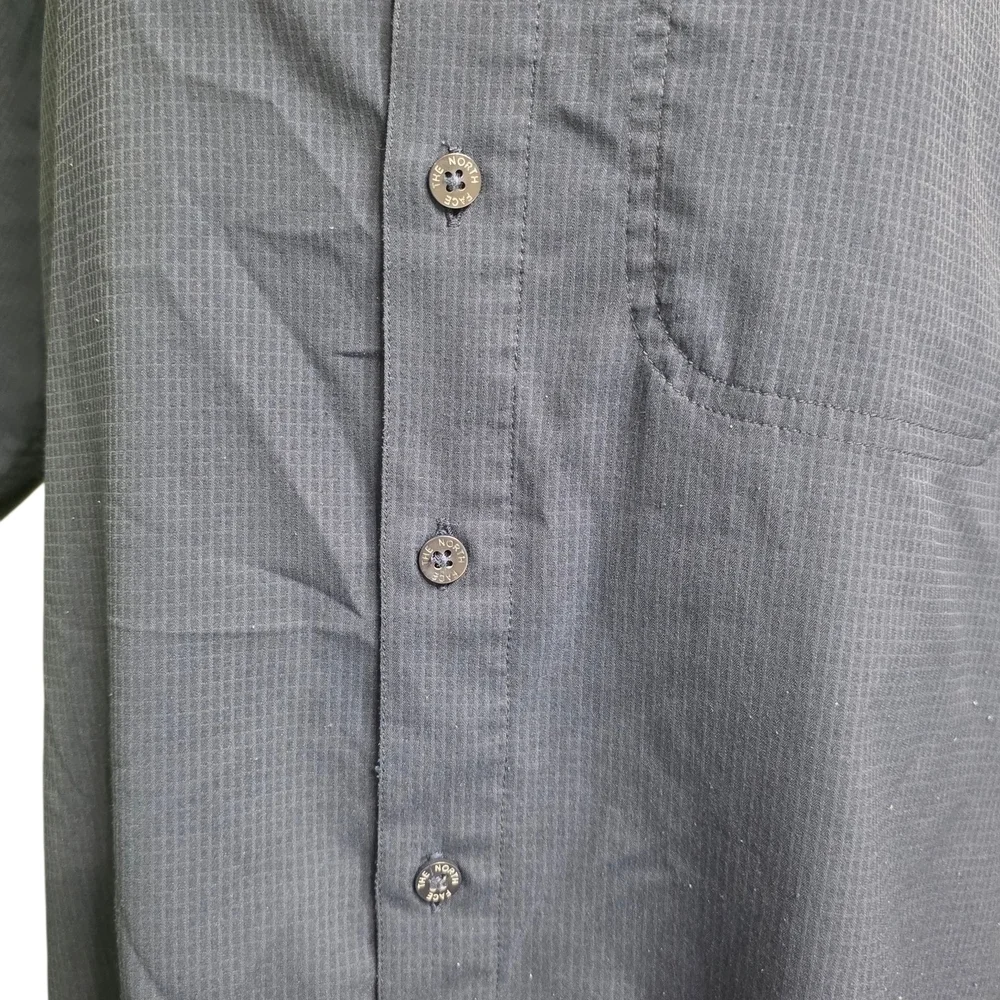The North Face Navy Men's Casual Lightweight Shirt Size Small